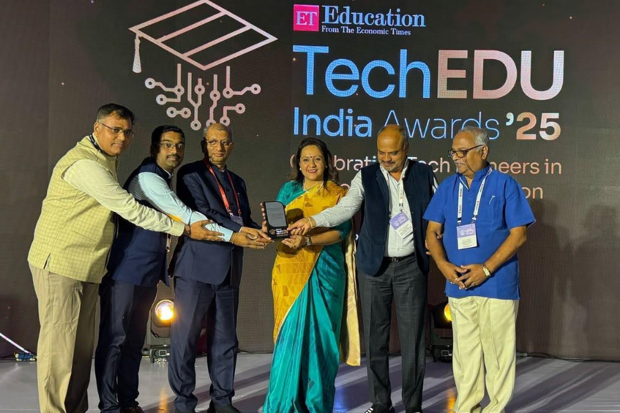 vtu-get-five-awards-at-economic-times-edu-tech-summit-2025